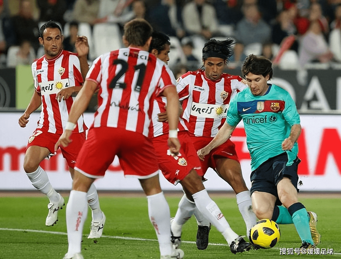 关于桑德豪森主场逆转取胜追赶德甲前十球队的信息